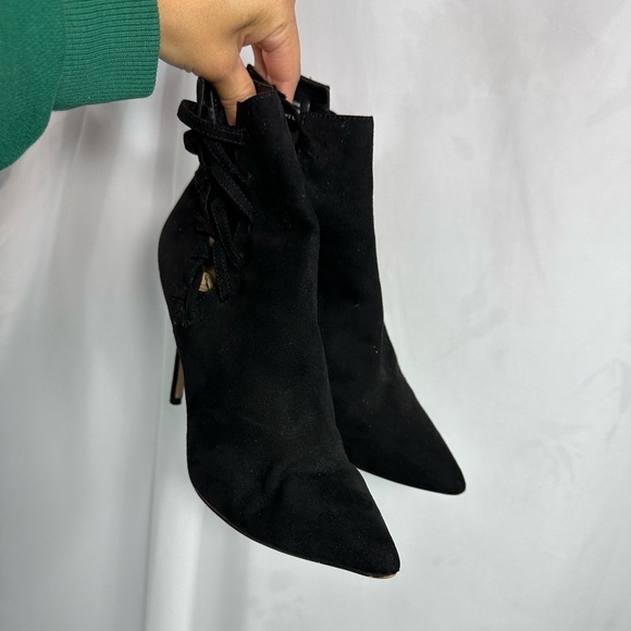 ALDO Tuxedo black lace up ankle bootie size 8 - Picture 2 of 8